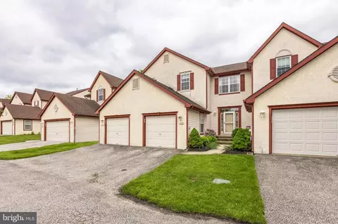 1033 Chanticleer, Cherry Hill, NJ 08003