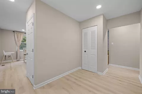 Entry Way - 1 Hamilton Dr, Clementon, NJ 08021 photo 2 of 6