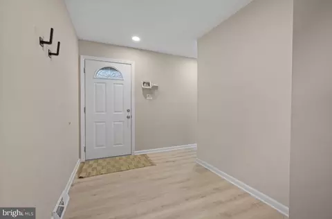 Entry Way - 1 Hamilton Dr, Clementon, NJ 08021 photo 1 of 6