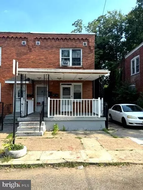 1268 Chase St, Camden, NJ 08104