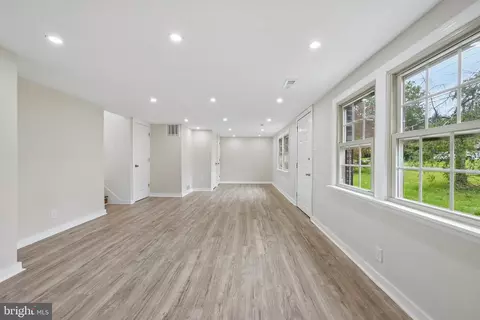 Living - 2310 S Cuthbert Dr, Lindenwold, NJ 08021 photo 6 of 8