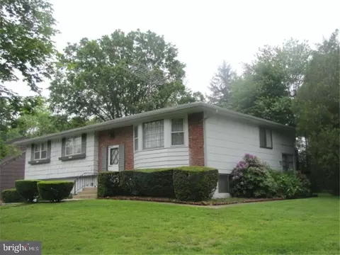 15 Jade Ln, Cherry Hill, NJ 08002