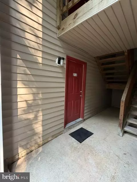 213 Ashley Run, Voorhees, NJ 08043