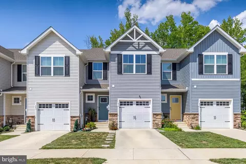41 Southwind Dr, Blackwood, NJ 08012