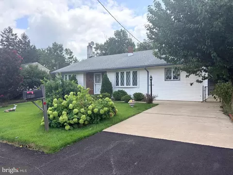 8460 Sheppard Rd, Pennsauken, NJ 08110