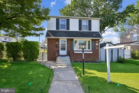 5022 River Rd, Pennsauken, NJ 08110