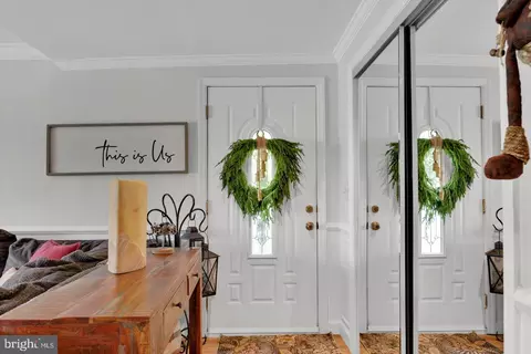 Entry Way - 79 E Atlantic Ave, Clementon, NJ 08021 photo 1 of 4
