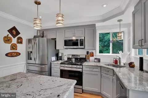 Kitchen - 79 E Atlantic Ave, Clementon, NJ 08021 photo 5 of 6