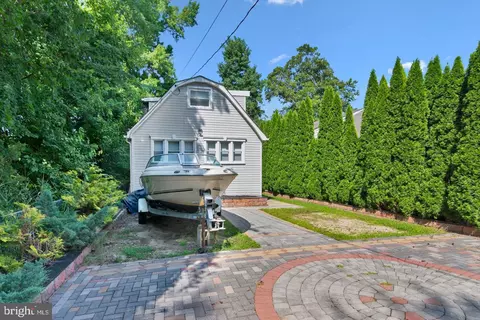 Exterior - 79 E Atlantic Ave, Clementon, NJ 08021 photo 2 of 3
