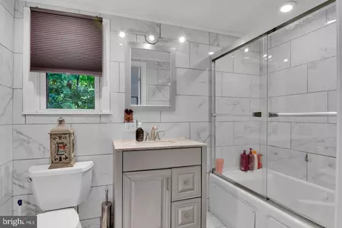 Bath - 79 E Atlantic Ave, Clementon, NJ 08021 photo 2 of 2