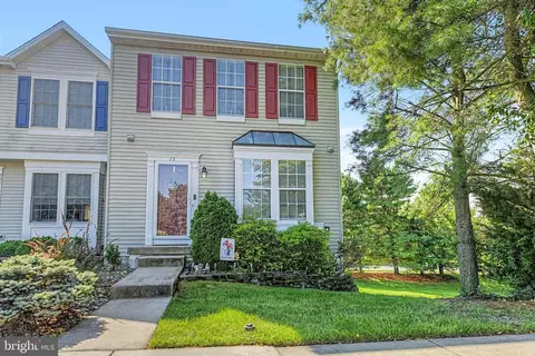 75 Pebble Ln, Blackwood, NJ 08012