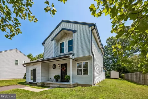 33 Country Ln, Voorhees, NJ 08043
