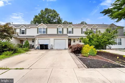 2225 Laurie Ct, Atco, NJ 08004