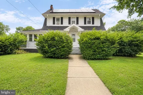 244 Gibbsboro Rd, Clementon, NJ 08021