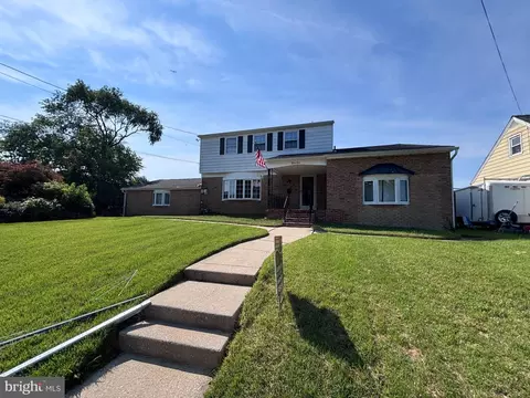 41 Deborah Pl, Blackwood, NJ 08012