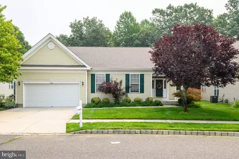 49 Shelly St, Sicklerville, NJ 08081