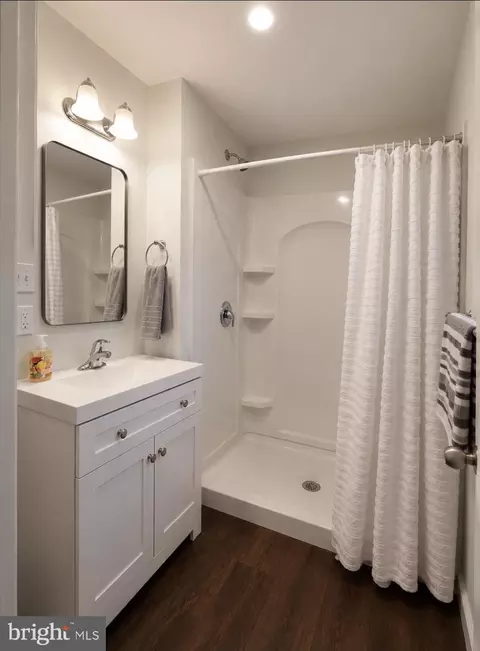 Bath - 218 Madison Ave, Laurel Springs, NJ 08021 photo 2 of 5