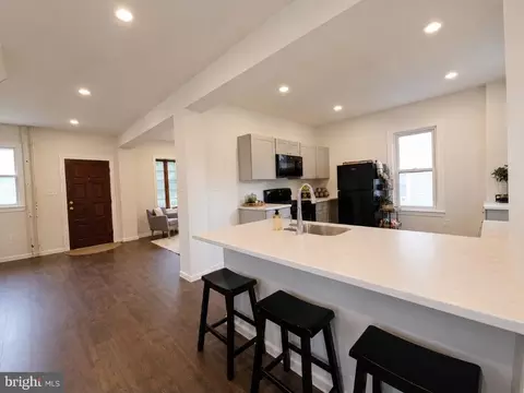 Entry Way - 218 Madison Ave, Laurel Springs, NJ 08021 photo 2 of 4