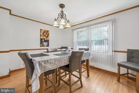 Dining - 3 Grant Dr, Clementon, NJ 08021 photo 1 of 2