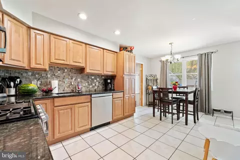Kitchen - 21 Grant Dr, Clementon, NJ 08021 photo 3 of 3