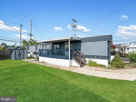 3 Ashwood Ave # A, Gloucester City, NJ 08030