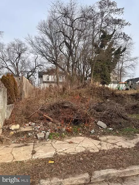 1226 N Bergen Ave, Camden, NJ 08105