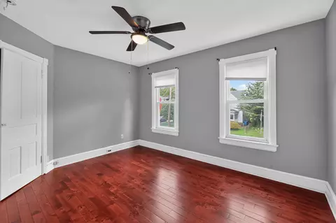 Bedroom - 524 Beech Ave, Laurel Springs, NJ 08021 photo 2 of 5