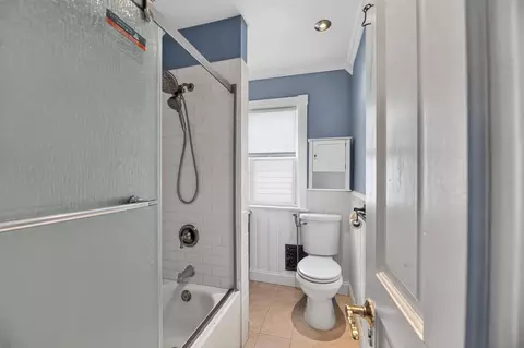 Bath - 524 Beech Ave, Laurel Springs, NJ 08021 photo 2 of 3