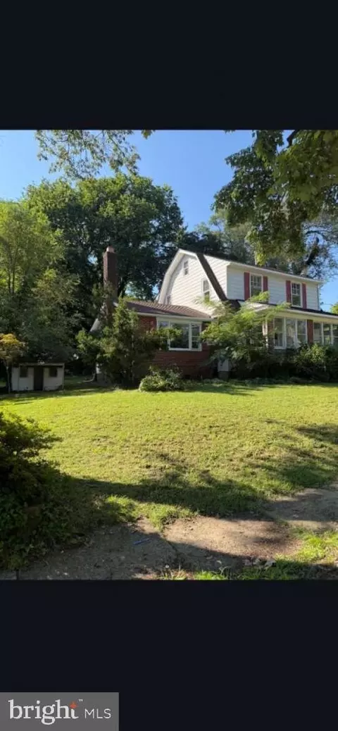 7240 Cedar Ave, Pennsauken, NJ 08109