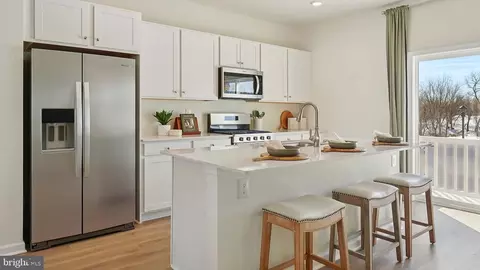 Entry Way - 33 Clementon Rd E, Gibbsboro, NJ 08026 photo 8 of 15