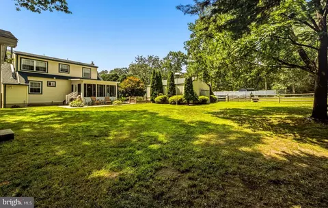 Exterior - 15 Eagle Ct, Sicklerville, NJ 08081 photo 5 of 7