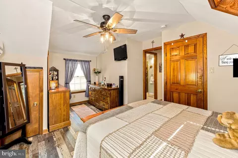 Bedroom - 15 Eagle Ct, Sicklerville, NJ 08081 photo 3 of 4