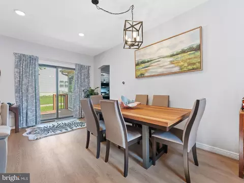 Dining - 329 3rd Ave, Lindenwold, NJ 08021 photo 2 of 2