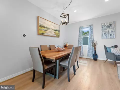 Dining - 329 3rd Ave, Lindenwold, NJ 08021 photo 1 of 2
