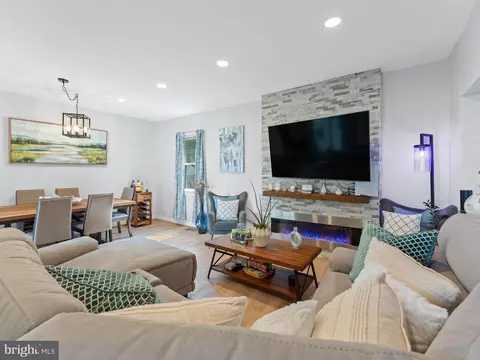 Living - 329 3rd Ave, Lindenwold, NJ 08021 photo 2 of 2