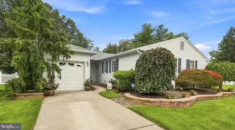 2743 Pettit Ln, Pennsauken, NJ 08109
