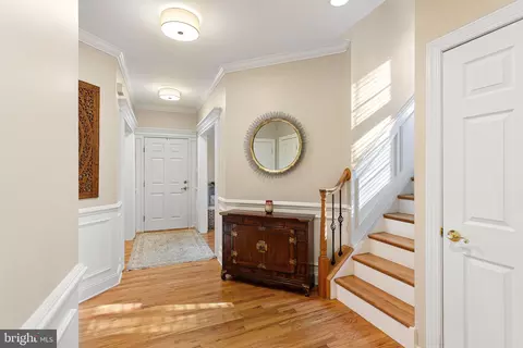 Entry Way - 408 E Summit Ave, Haddonfield, NJ 08033 photo 2 of 5