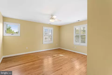 Bedroom - 408 E Summit Ave, Haddonfield, NJ 08033 photo 5 of 9