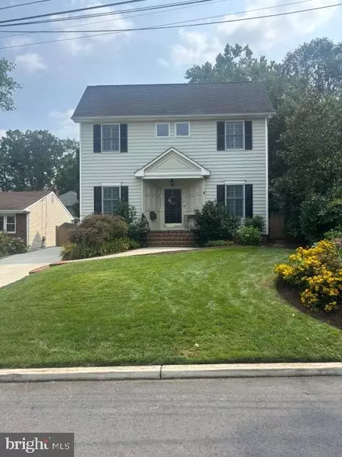 408 E Summit Ave, Haddonfield, NJ 08033