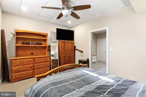 Bedroom - 408 E Summit Ave, Haddonfield, NJ 08033 photo 9 of 9