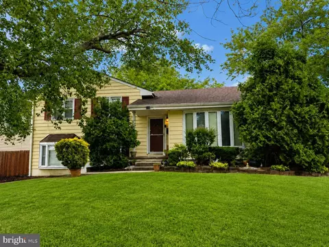 219 Maine Ave, Cherry Hill, NJ 08002