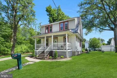 7040 Irving Ave, Pennsauken, NJ 08109