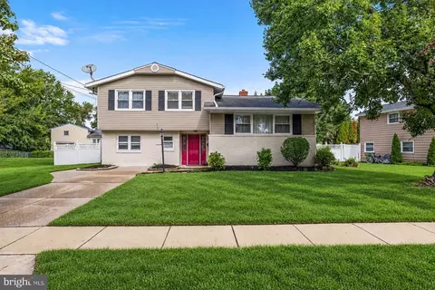 317 Cambridge Rd, Cherry Hill, NJ 08034
