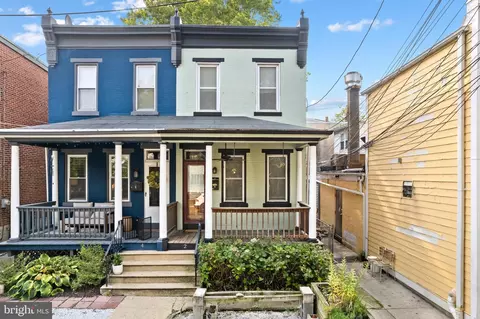 2 E Collings Ave, Collingswood, NJ 08108