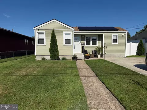 42 Cleveland Ave, Mount Ephraim, NJ 08059