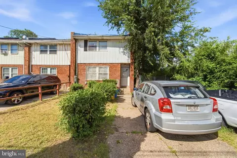 1014 N 20th St, Camden, NJ 08105