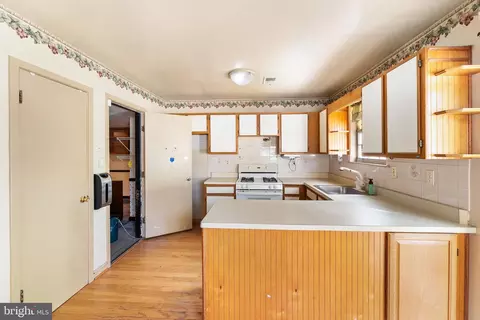 Kitchen - 5 Glenn Alpine Ct, Clementon, NJ 08021 photo 2 of 4