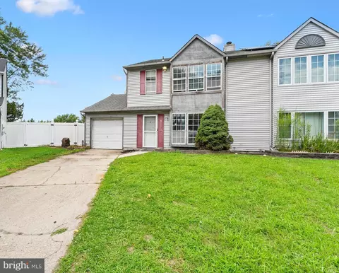 Exterior - 5 Glenn Alpine Ct, Clementon, NJ 08021 photo 3 of 12