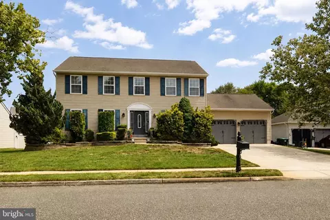 6 Peaceful Ct, Sicklerville, NJ 08081