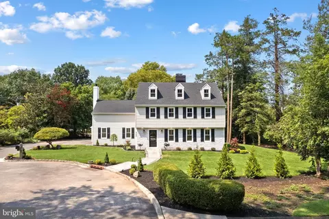 344 Knolltop Ln, Haddonfield, NJ 08033